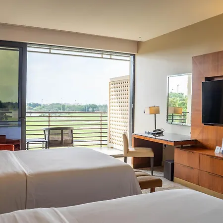 Vogo Abu Dhabi Golf Resort & Spa Formerly The Westin Abu Dhabi Golf Resort & Spa Exterior photo
