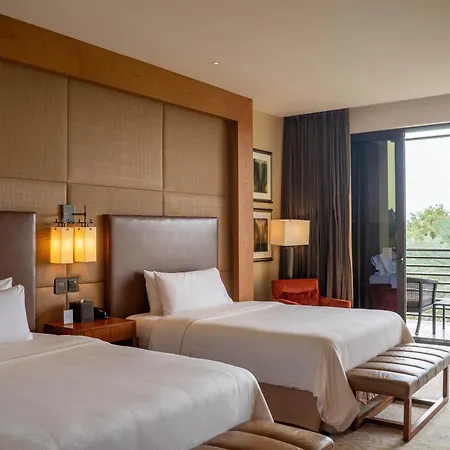 Vogo Abu Dhabi Golf Resort & Spa Formerly The Westin Abu Dhabi Golf Resort & Spa Exterior photo